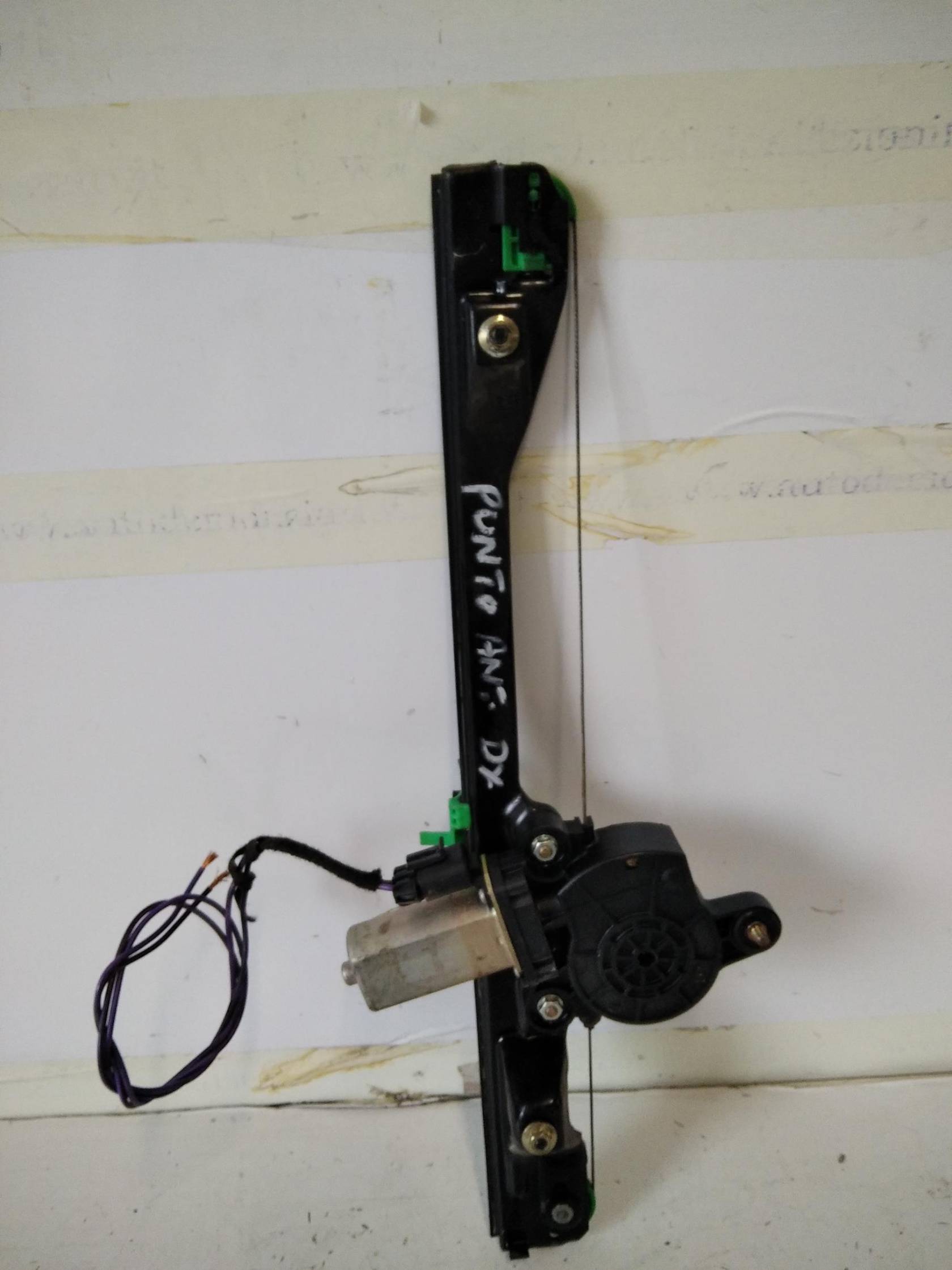 Alzacristallo porta ant. dx.